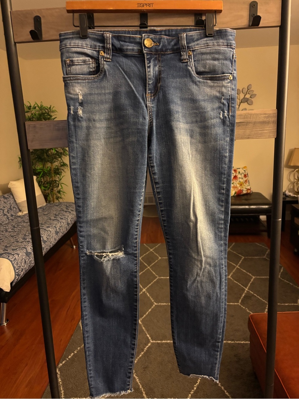 Kut from the Kloth Faded Blue Skinny Jeans with Light Distressing